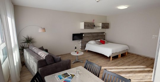 Studio de 37 m2 avec balcon 2 personnes 02072020 144524